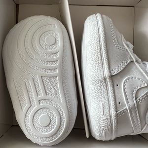 NIB White Nike Air Force 1C infant shoes